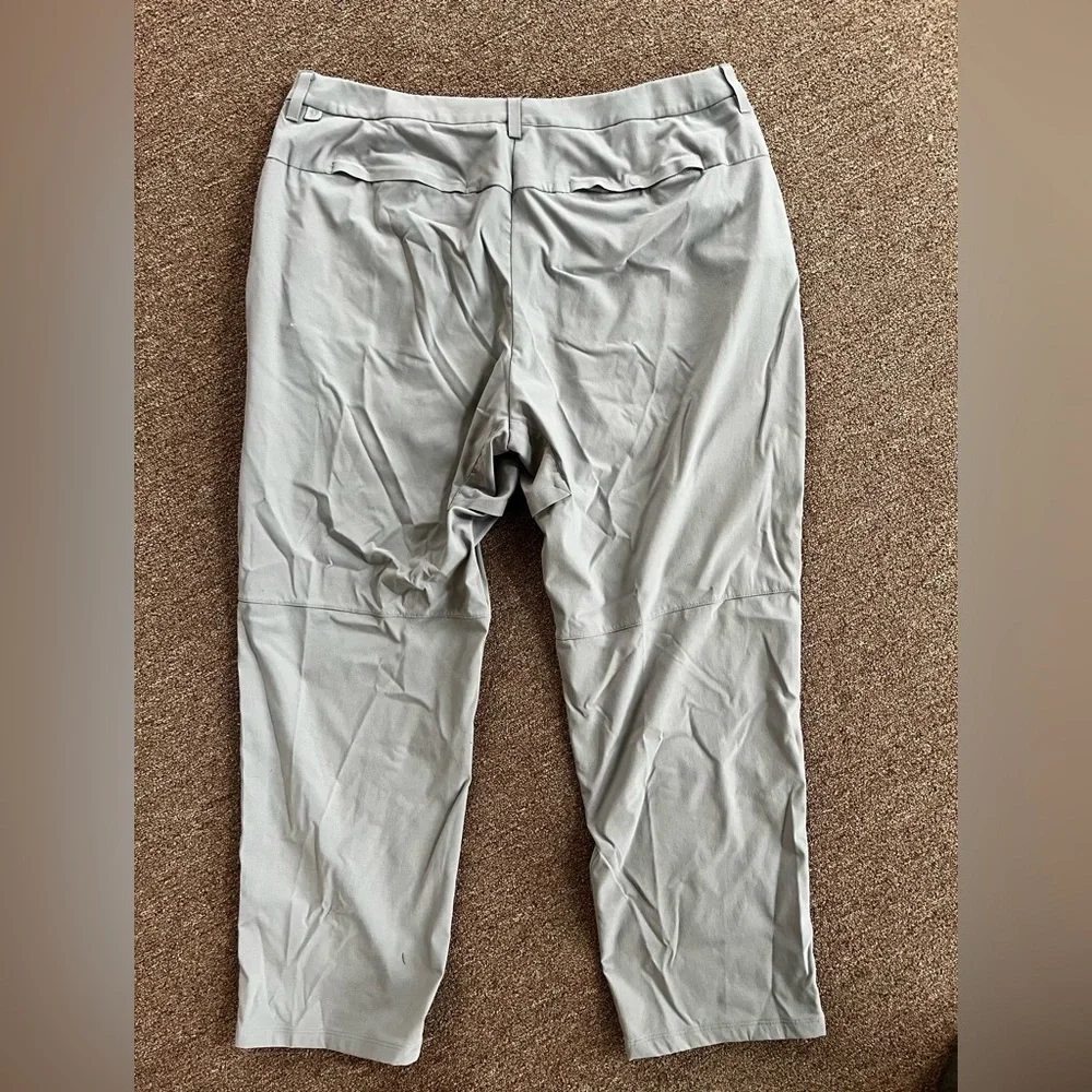 Lululemon Men’s ABC Gray Trouser‎ Pants Size 40